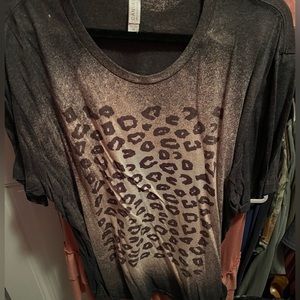 Leopard bleached t-shirt